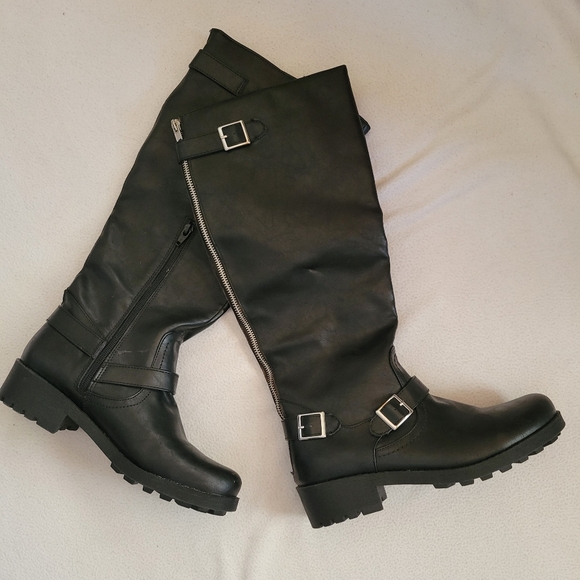 Tall black knee hi boots, Target, size 8 1/2, excellent, never worn, condition - Picture 9 of 12